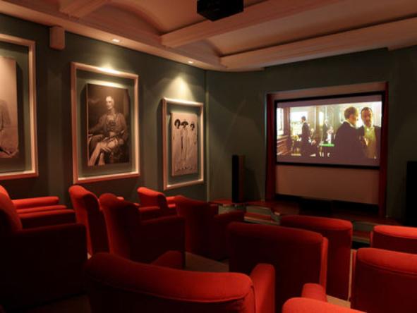 No.5 Boutique Art Hotel - Cinema 